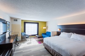 Holiday Inn Express & Suites Reading
