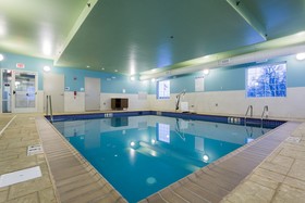 Holiday Inn Express & Suites Reading