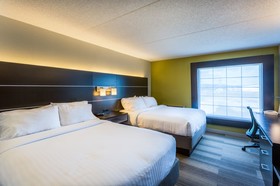 Holiday Inn Express & Suites Reading