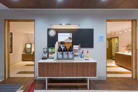 Holiday Inn Express & Suites Reading