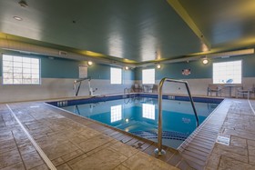Holiday Inn Express & Suites Reading