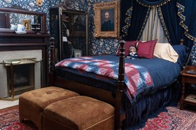 South Broadway Manor Bed & Breakfast