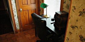 South Broadway Manor Bed & Breakfast