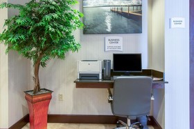 Clarion Hotel & Suites University-Shippensburg