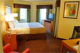 Clarion Hotel & Suites University-Shippensburg