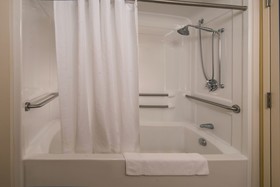 Holiday Inn Express State College @Williamsburg Square