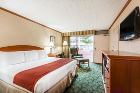 Ramada by Wyndham State College Hotel & Conference Center