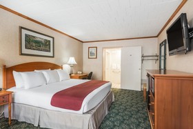Ramada by Wyndham State College Hotel & Conference Center