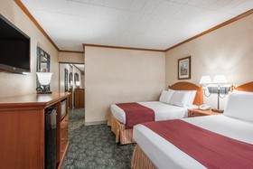 Ramada by Wyndham State College Hotel & Conference Center