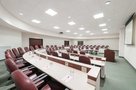 Ramada by Wyndham State College Hotel & Conference Center