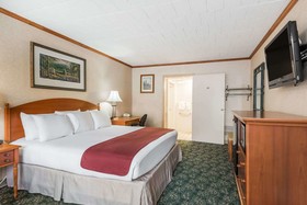 Ramada by Wyndham State College Hotel & Conference Center
