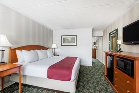 Ramada by Wyndham State College Hotel & Conference Center