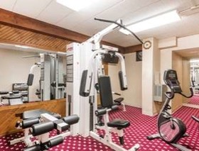 Ramada by Wyndham State College Hotel & Conference Center