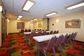 Paradise Inn & Suites