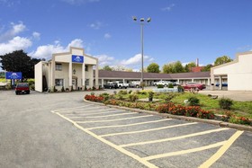 Motel 6 Washington, PA