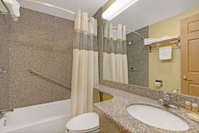 Days Inn by Wyndham Washington Pennsylvania