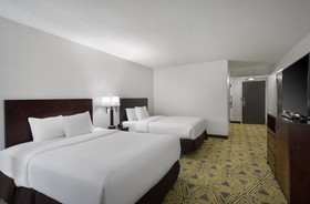 Doubletree by Hilton Washington Meadow Lands Casino Area