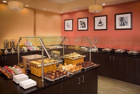 Doubletree by Hilton Washington Meadow Lands Casino Area