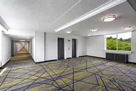Doubletree by Hilton Washington Meadow Lands Casino Area