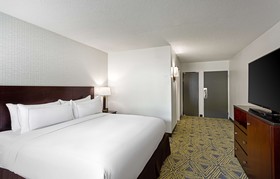 Doubletree by Hilton Washington Meadow Lands Casino Area