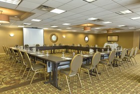 Doubletree by Hilton Washington Meadow Lands Casino Area