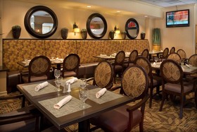 Doubletree by Hilton Washington Meadow Lands Casino Area