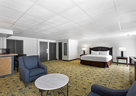 Doubletree by Hilton Washington Meadow Lands Casino Area