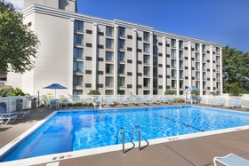 Doubletree by Hilton Washington Meadow Lands Casino Area