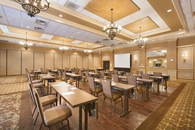 Doubletree by Hilton Washington Meadow Lands Casino Area