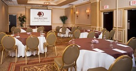 Doubletree by Hilton Washington Meadow Lands Casino Area