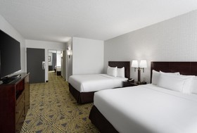 Doubletree by Hilton Washington Meadow Lands Casino Area