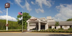 Doubletree by Hilton Washington Meadow Lands Casino Area