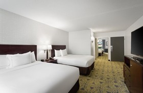 Doubletree by Hilton Washington Meadow Lands Casino Area