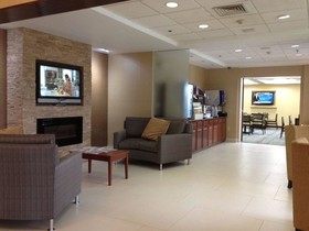 Holiday Inn Express Hotel & Suites West Chester