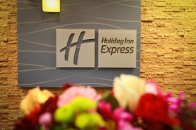 Holiday Inn Express Hotel & Suites West Chester