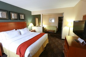 Holiday Inn Express Hotel & Suites West Chester