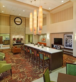 Hampton Inn & Suites Pittsburgh Waterfront West Homestead