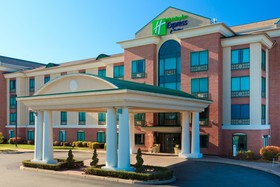 Holiday Inn Express Hotel & Suites Wareick-Providence