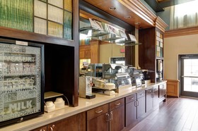 Holiday Inn Express Hotel & Suites Wareick-Providence