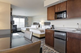 Holiday Inn Express Hotel & Suites Wareick-Providence