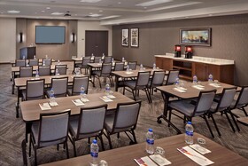 Hyatt Place Warwick Providence Airport