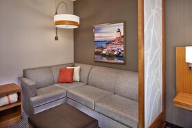Hyatt Place Warwick Providence Airport