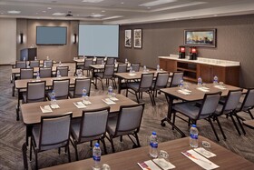 Hyatt Place Warwick Providence Airport