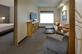 Hyatt Place Warwick Providence Airport