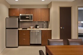 Hyatt Place Warwick Providence Airport