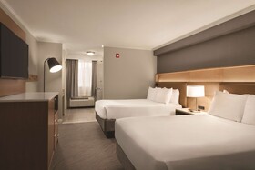 DoubleTree by Hilton Providence Airport Warwick