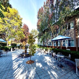 DoubleTree by Hilton Providence Airport Warwick
