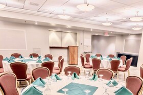 DoubleTree by Hilton Providence Airport Warwick