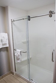 Holiday Inn Express & Suites Greenwood Mall