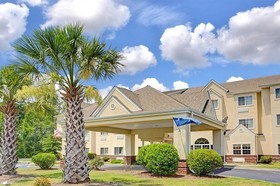Microtel Inn & Suites by Wyndham Walterboro